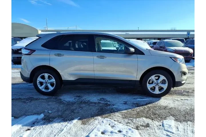 $14998 : Ford Edge 2017 AWD SE 4dr Cr image 6