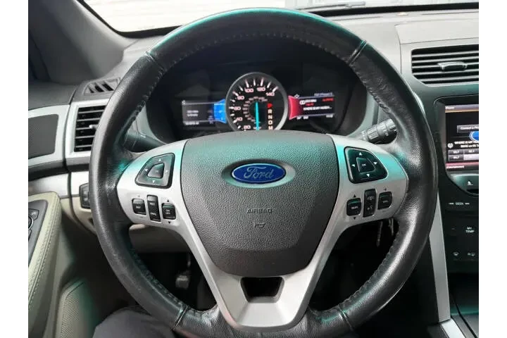 $9499 : 2014 Explorer image 1