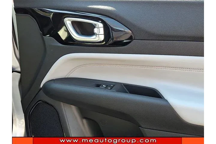 $27155 : Jeep Compass 2025 4x4 Limite image 10