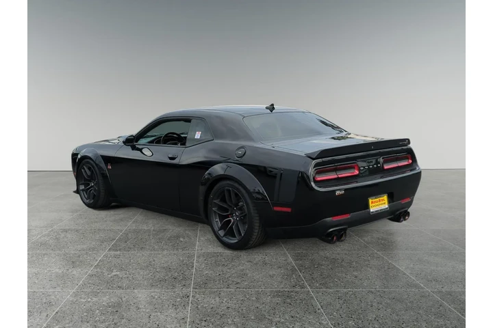 Dodge Challenger 2021 image 3