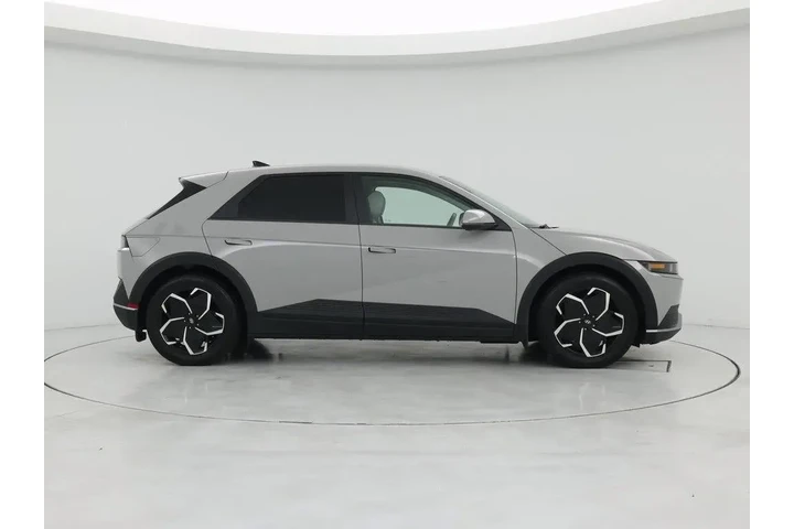 $23998 : Hyundai IONIQ 5 2022 SEL 4dr image 7