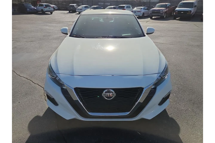 $15995 : 2019 Altima 2.5 S image 8