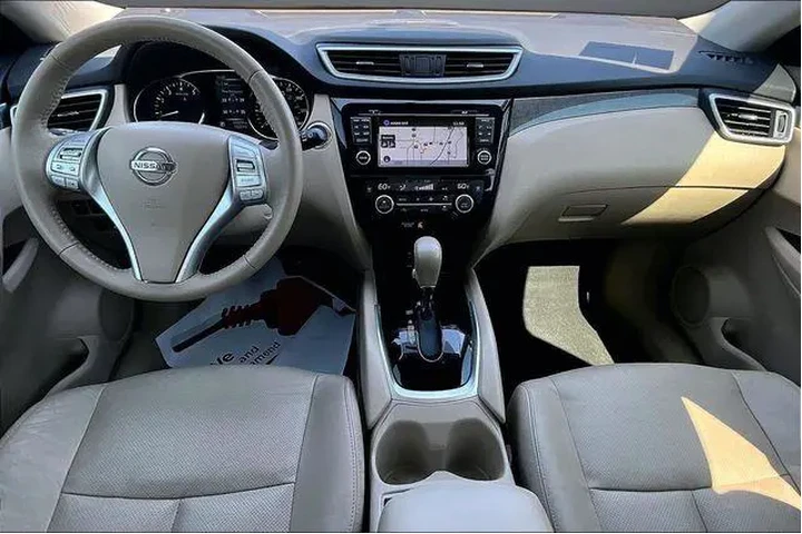 $8500 : Nissan Rogue 2015 AWD S 4dr image 7