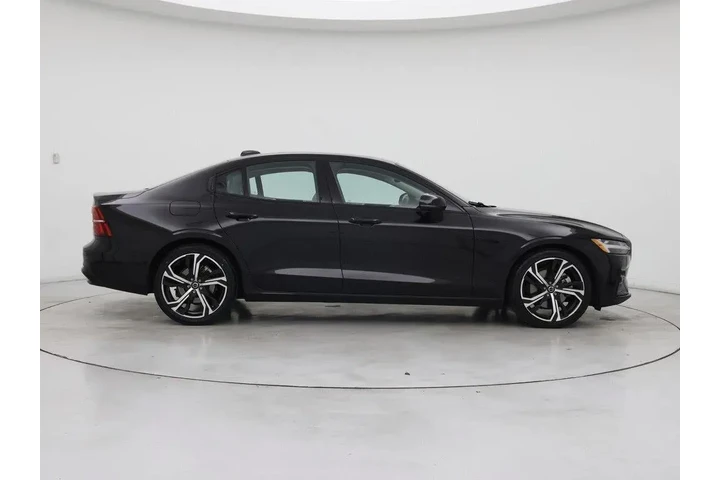 $23998 : Volvo S60 2024 B5 Plus Dark image 7