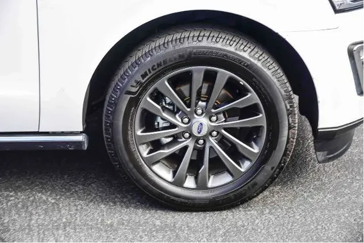 $33995 : Ford Expedition MAX 2020 4x2 image 9