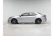 $22998 : Toyota Camry Hybrid 2020 SE thumbnail