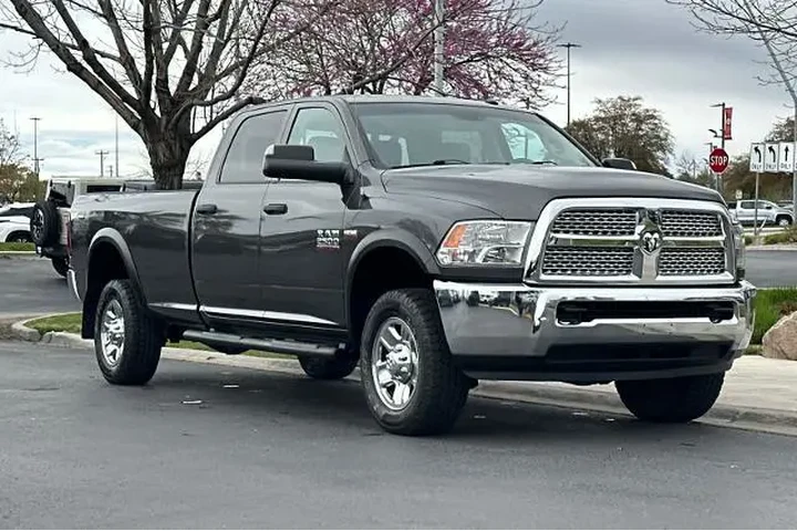 $32995 : Ram 2500 2018 4x4 Tradesman image 9