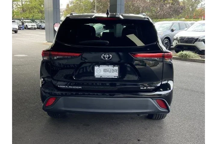 Toyota Highlander 2021 AWD X image 6