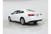 $19998 : Chevrolet Malibu 2023 LT 4dr thumbnail