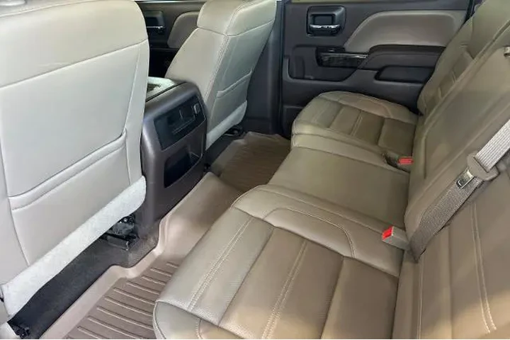 $28819 : GMC Sierra 1500 2016 4x4 Den image 6