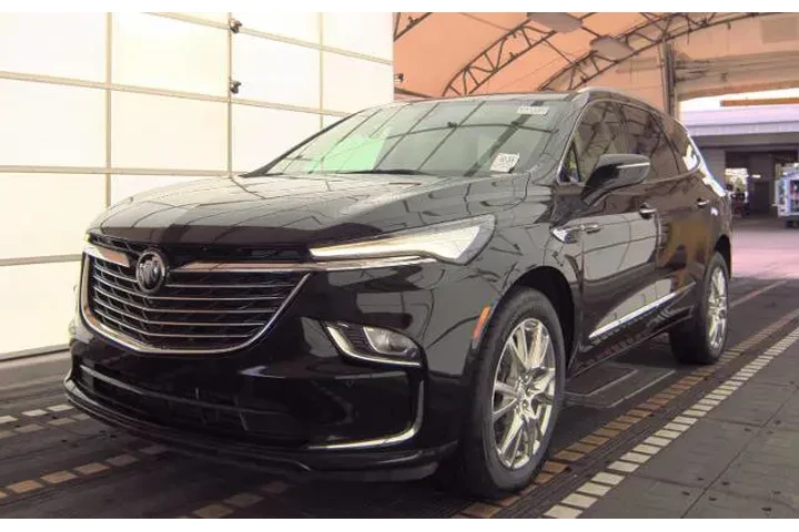 $31995 : Buick Enclave 2022 Premium 4 image 2