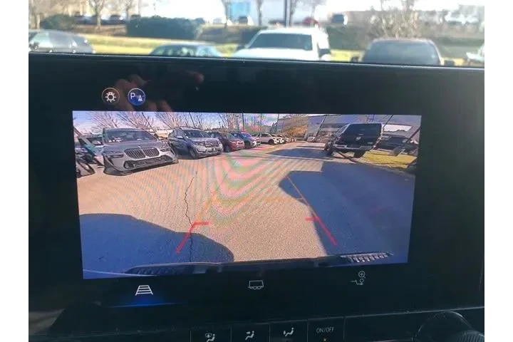 $37955 : Chevrolet Colorado 2025 4x4 image 9