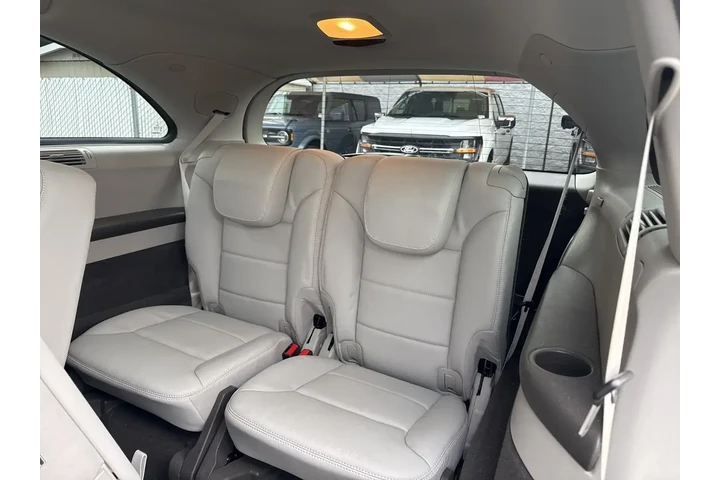 $14950 : Mercedes-Benz R-Class 2012 A image 7