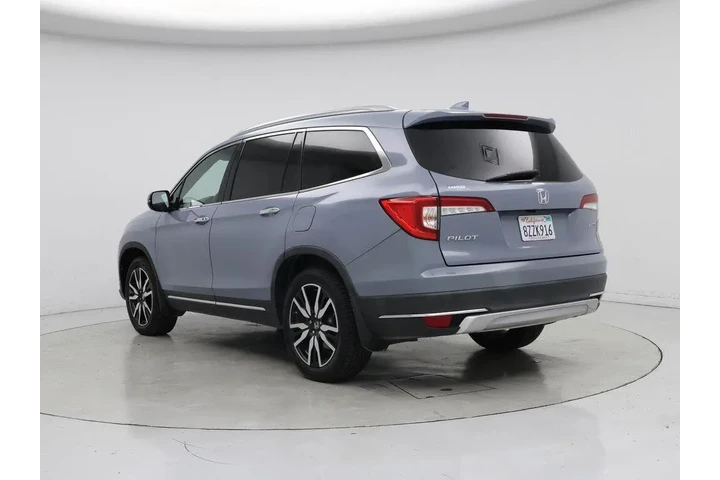 $27998 : Honda Pilot 2022 Touring 4dr image 2