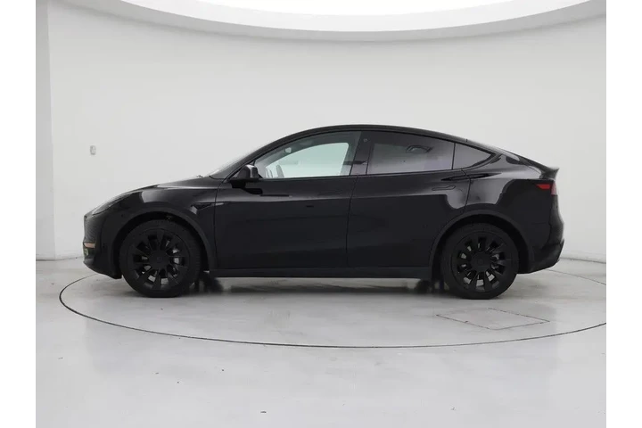$33998 : Tesla Model Y 2023 AWD Long image 3