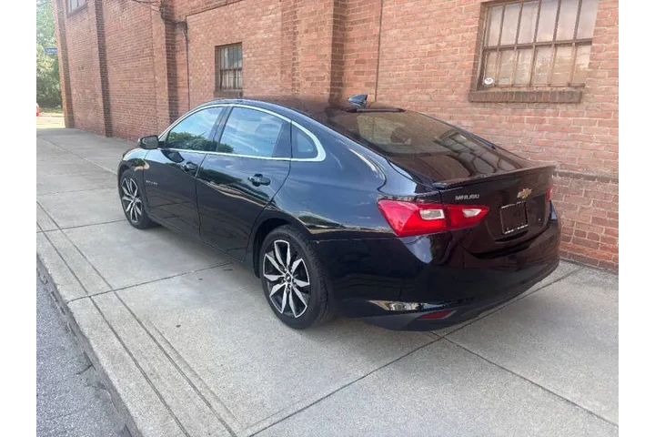 $12999 : 2017 Malibu LT image 7