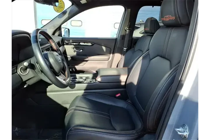 $39671 : Honda Pilot 2025 AWD TrailSp image 6