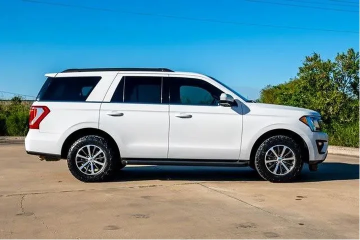 $20301 : Ford Expedition 2019 4x2 XLT image 4