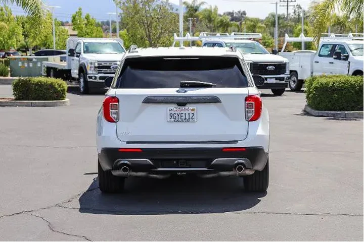 $29995 : Ford Explorer 2023 XLT 4dr S image 5