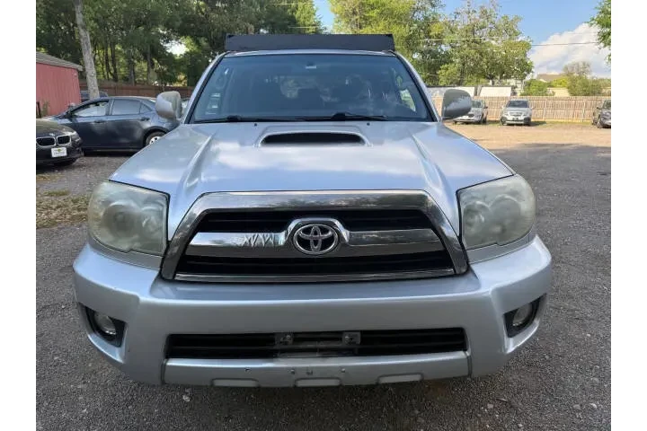 $5995 : 2006 4Runner SR5 image 2