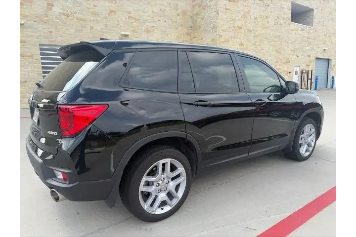 $37995 : Honda Passport 2025 AWD EX-L image 4