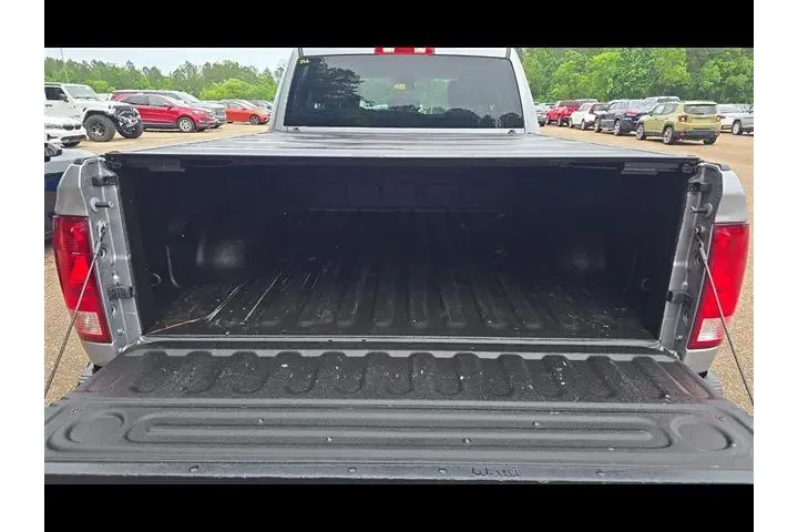 $25460 : Ram 1500 Classic 2023 4x4 Tr image 6
