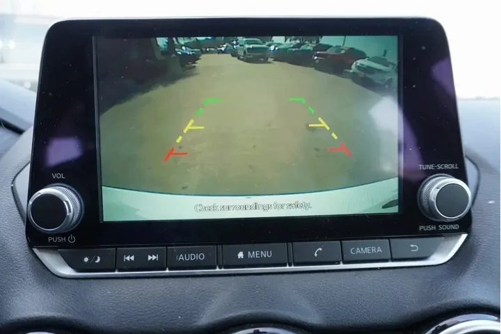 $17488 : Nissan Sentra 2024 SV 4dr Se image 9