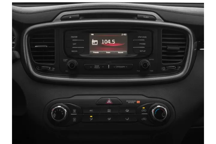 2016 Sorento LX image 7