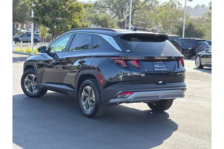 $30550 : Hyundai TUCSON Hybrid 2025 A image 2