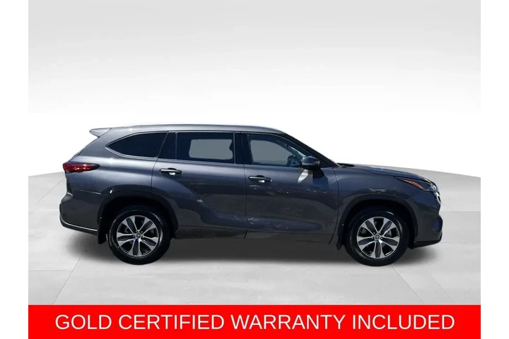 $31888 : Gold Certified2021 Highlander image 6