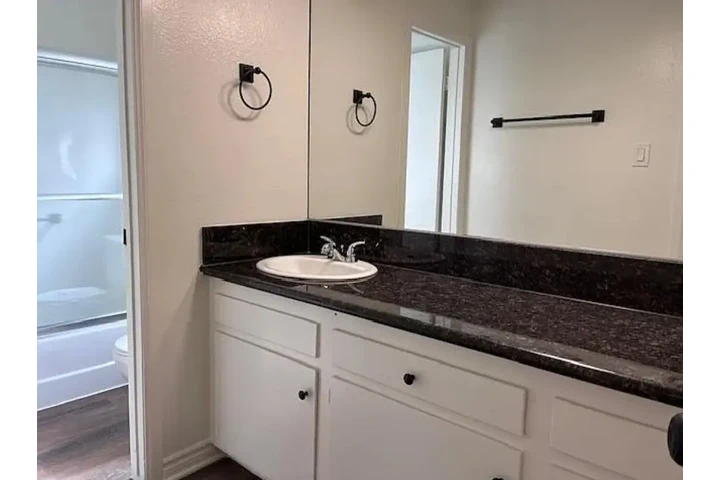 $1500 : Apartamento disponible image 3