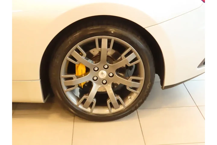 $17999 : Maserati GranTurismo 2014 Sp image 10