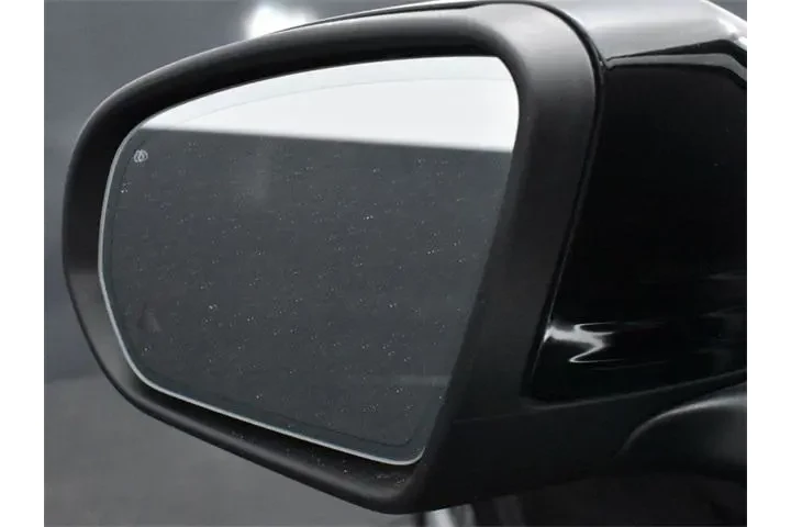 $25972 : Mercedes-Benz GLC 2021 GLC 3 image 5