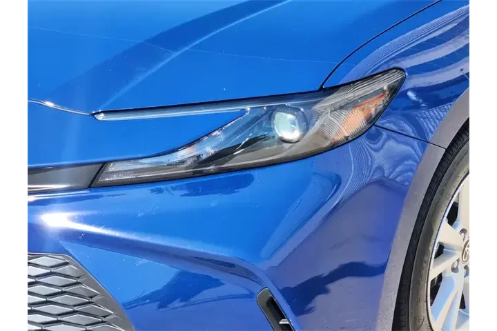 $29987 : Toyota Camry 2025 AWD SE 4dr image 9