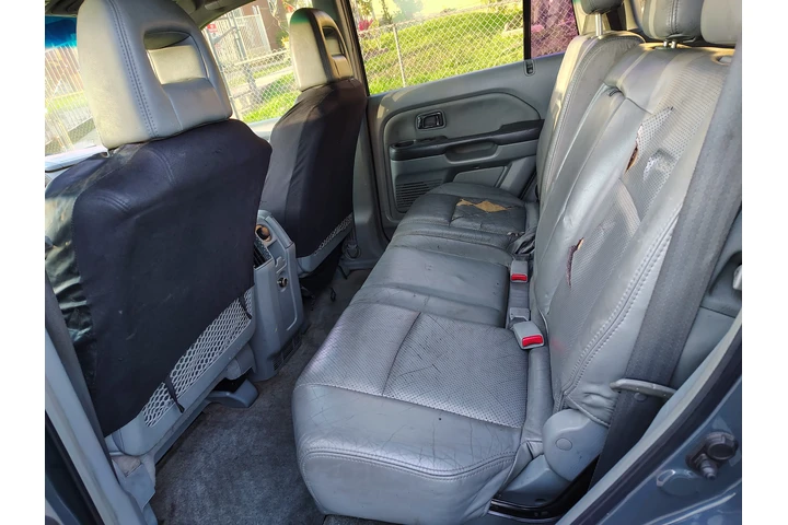 $1850 : 2003 Honda Pilot image 1