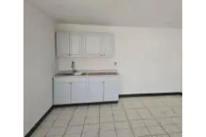 $1500 : POMONA RENTO ESTUDIO image 6