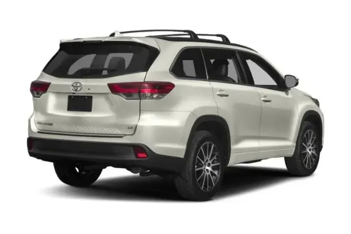 $24798 : Toyota Highlander 2019 AWD S image 2