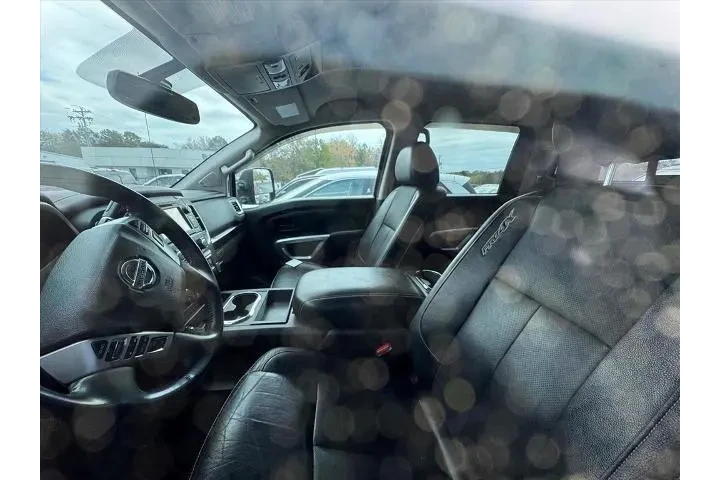 $28349 : Nissan Titan XD 2017 4x4 S 4 image 9