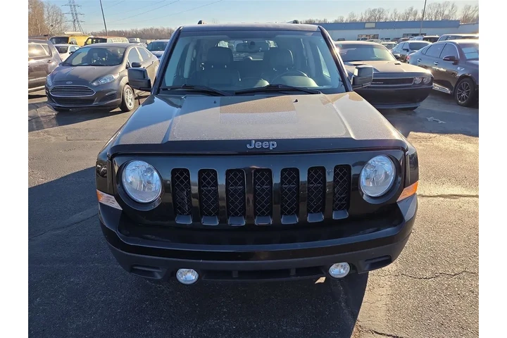 $7995 : 2016 Patriot Sport 2WD image 8