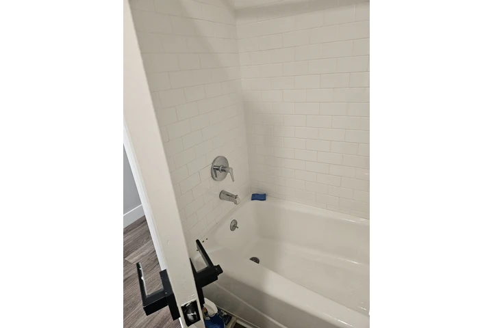 $1200 : Rento habitacio/baño privado image 5