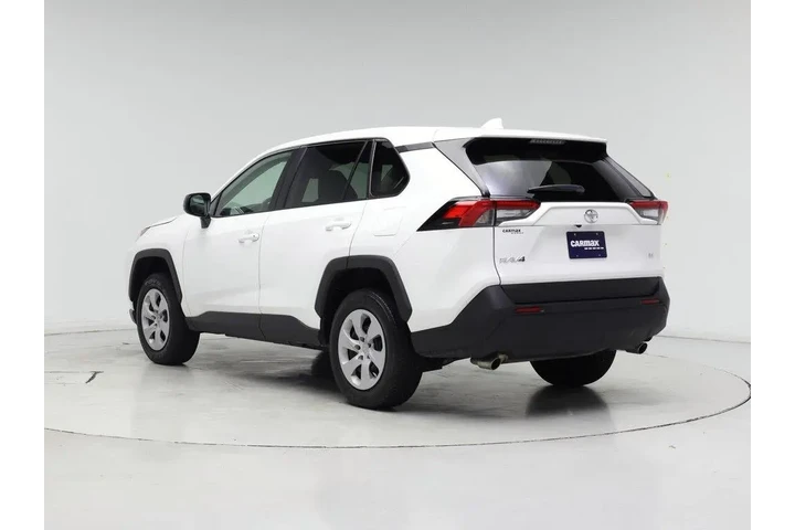 $27998 : Toyota RAV4 2024 LE 4dr SUV image 2