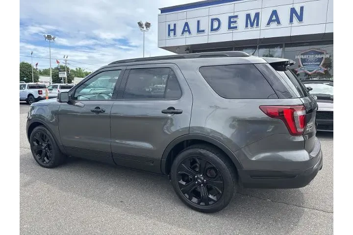 $23500 : Ford Explorer 2019 AWD Sport image 10