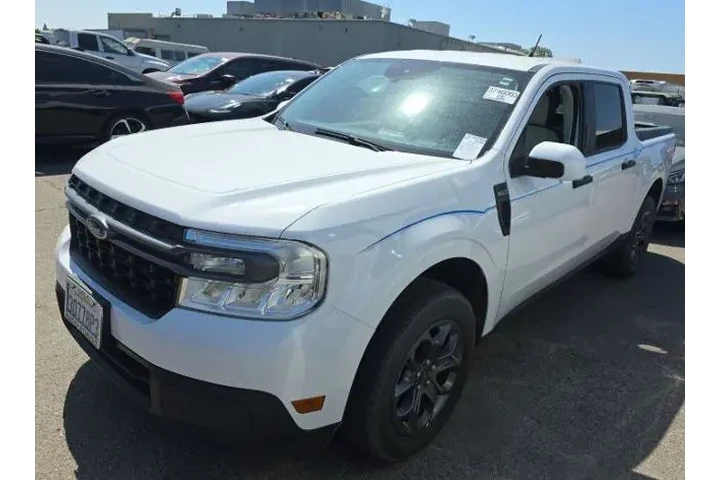 $26400 : Ford Maverick 2022 AWD XL 4d image 1