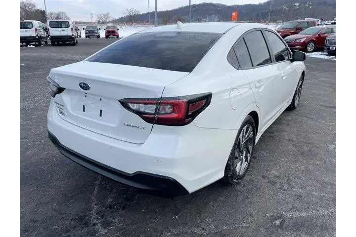 $29988 : Subaru Legacy 2025 AWD Limit image 8
