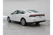 $24998 : Honda Accord 2024 LX 4dr Sed thumbnail
