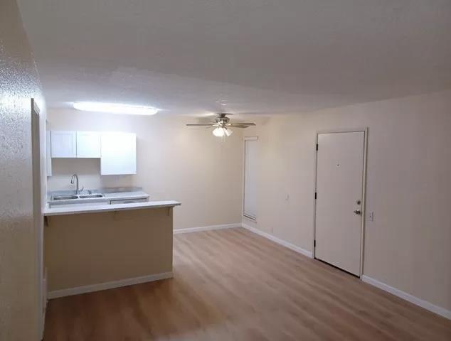 $1900 : Clean apartment for rent image 1