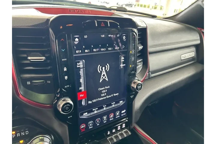 $28993 : Ram 1500 2021 4x4 Rebel 4dr image 7