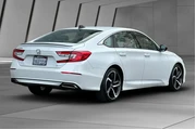 $23800 : Honda Accord 2022 Sport 4dr thumbnail