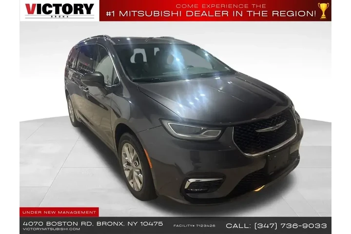 $20028 : Chrysler Pacifica 2021 AWD T image 3