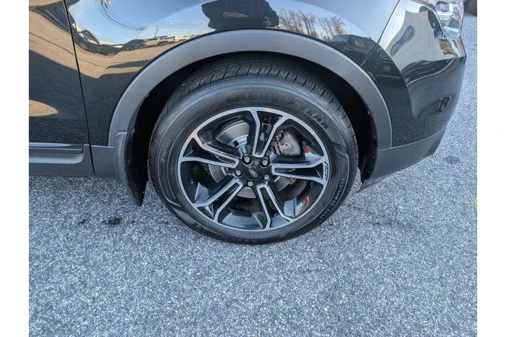 $12988 : Ford Explorer 2013 AWD Sport image 9